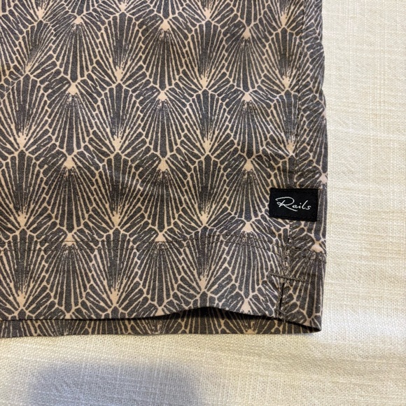 Men’s Rails Kian Swim Short - Picture 3 of 8